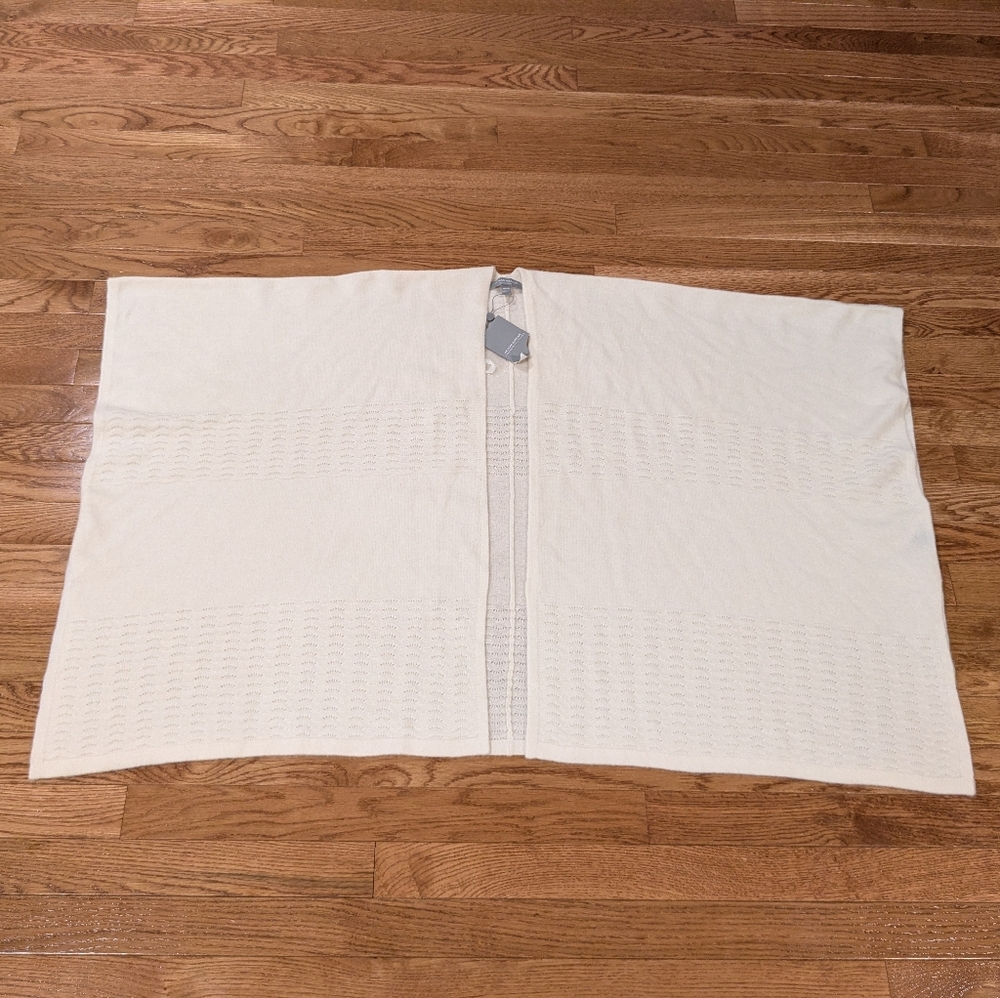 Neiman Marcus Cashmere Shawl One Size NWT